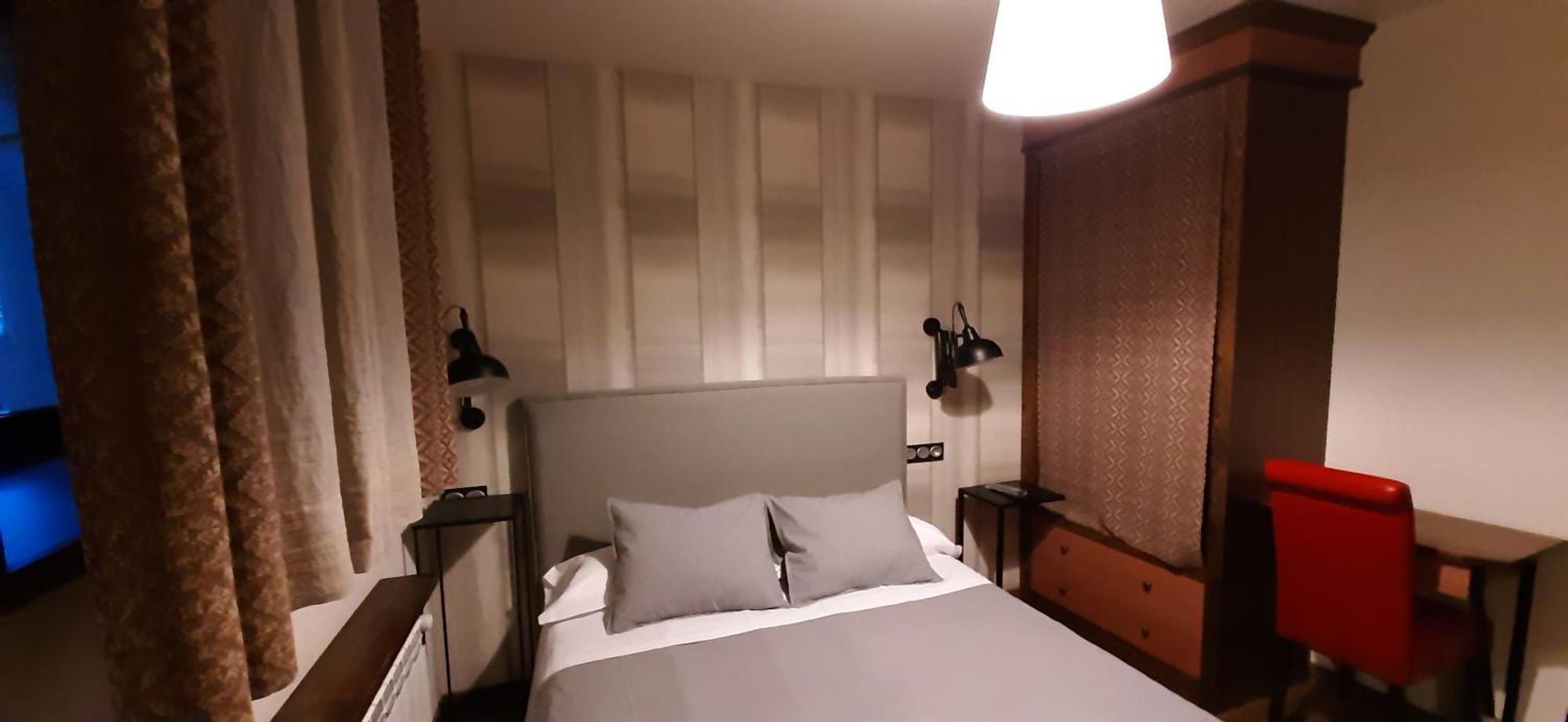 Hostel-Albergue Monte Perdido Торла Стая снимка