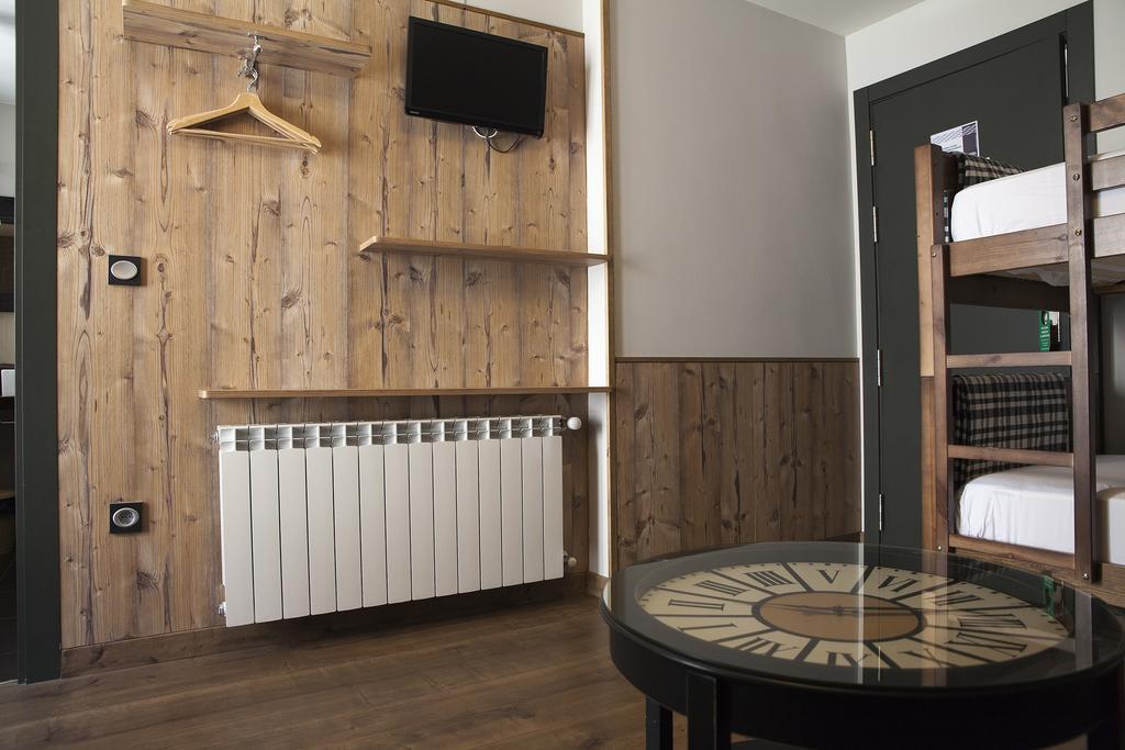 Hostel-Albergue Monte Perdido Торла Екстериор снимка