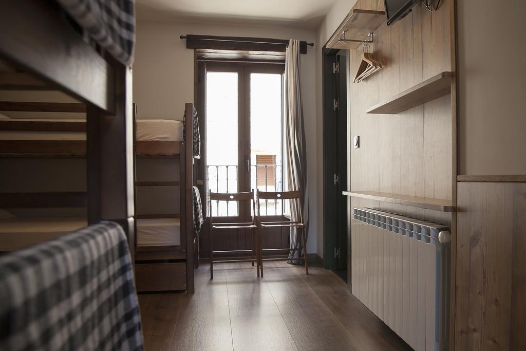 Hostel-Albergue Monte Perdido Торла Екстериор снимка