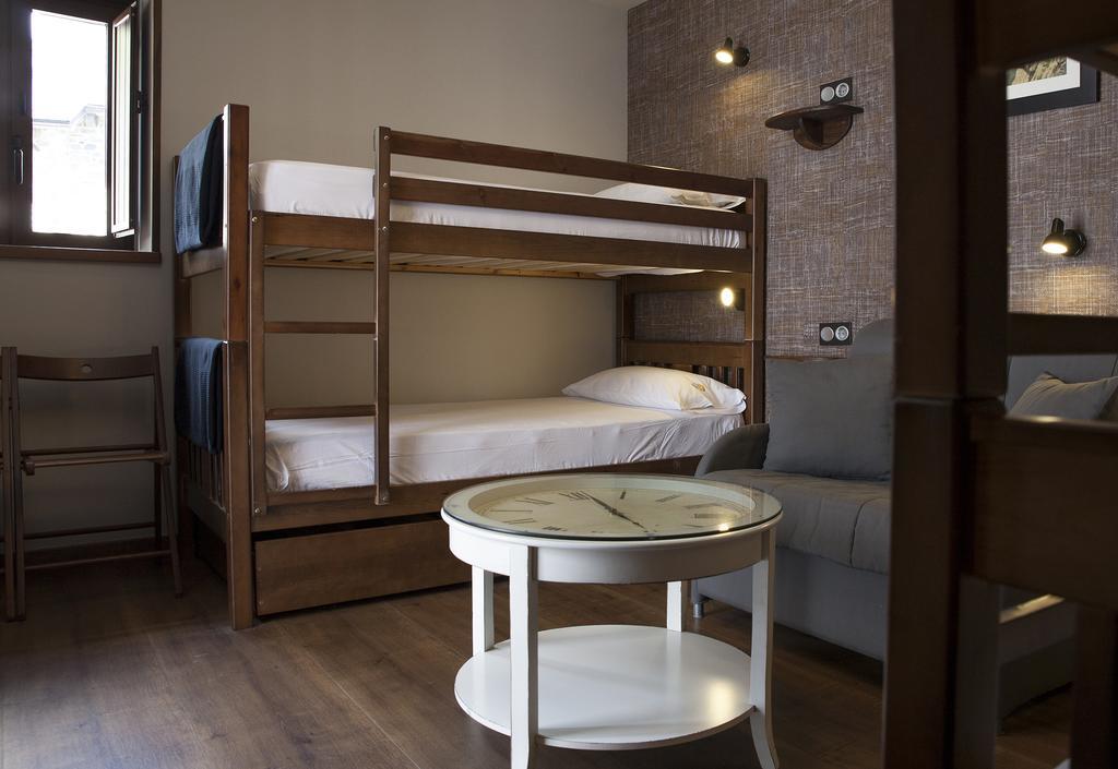 Hostel-Albergue Monte Perdido Торла Екстериор снимка